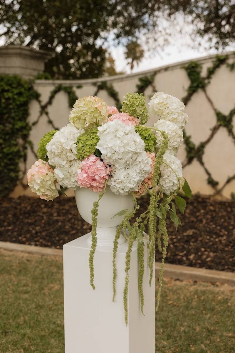 Elizabeth Grace Floral